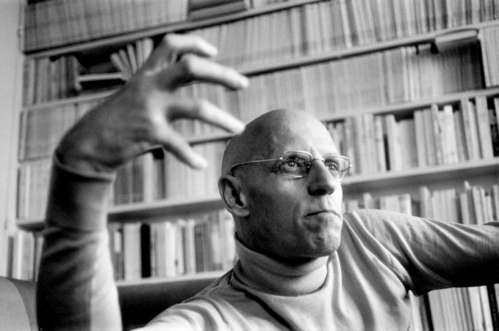 As Relações  De Poder Por Michel Foucault