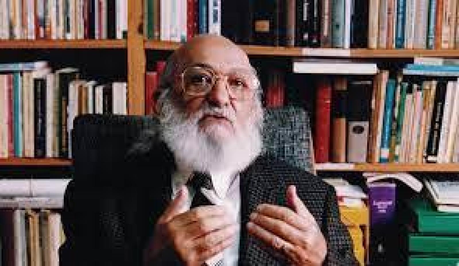 Conheça Paulo Freire