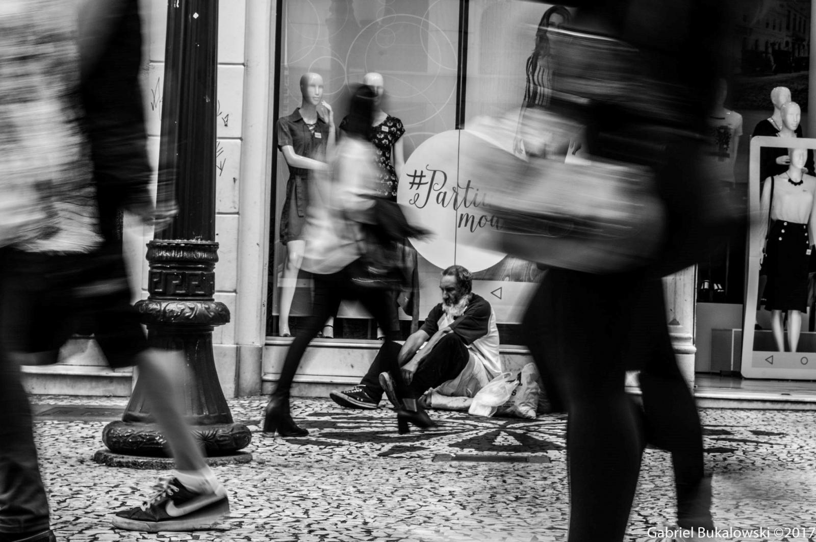 Moradores De Rua: O Que Podemos Fazer Por Eles? - Cidade Ocupada