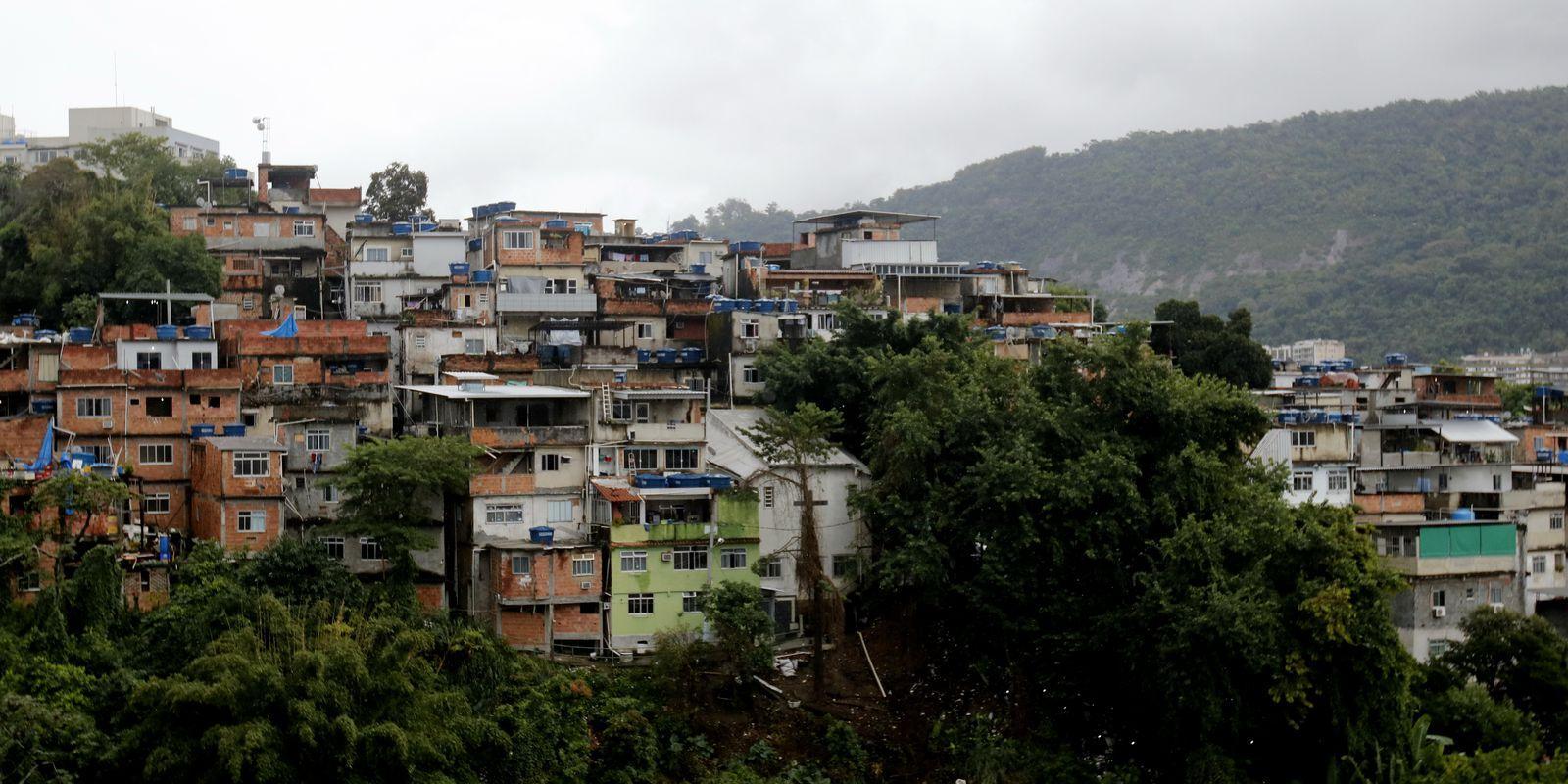 Onde O Estado Não Chega: A Solidariedade Nas Favelas